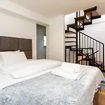بيت للعطل House Dream Milohnici