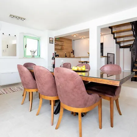 House Dream Дом отдыха Milohnici